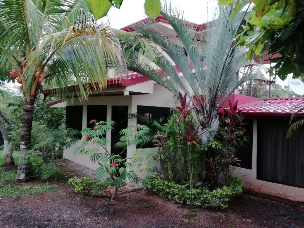 Villa Guarias Puntarenas Eksteriør billede